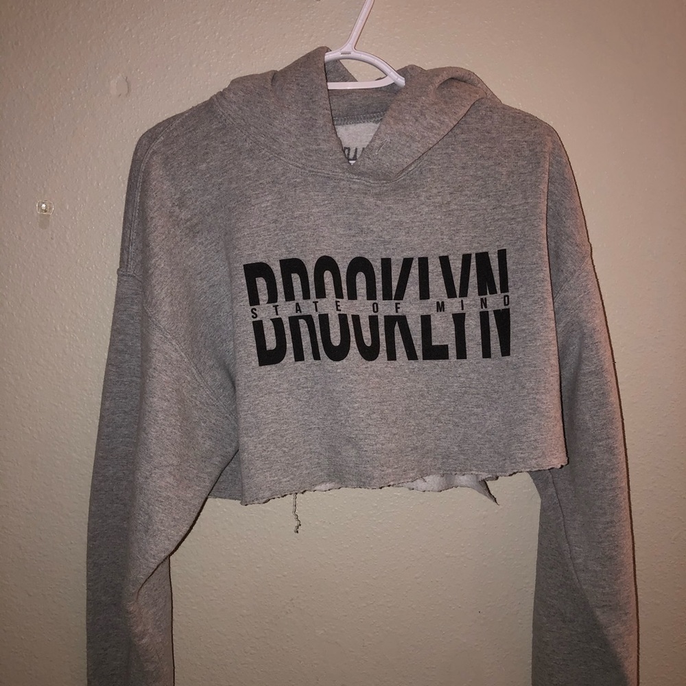 Cropped hoodie 💫